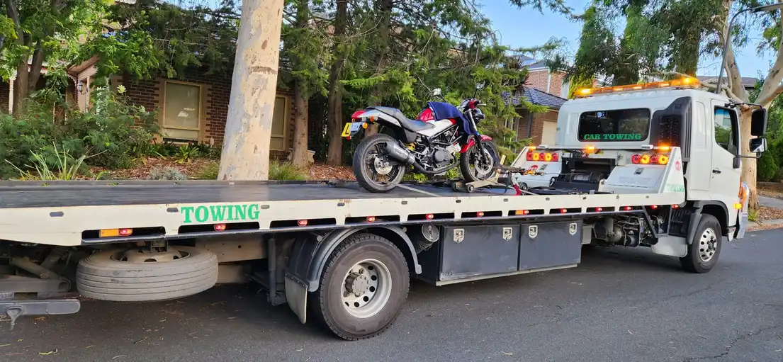 Motorcycle towing with dedicated equipment in Melbourne
